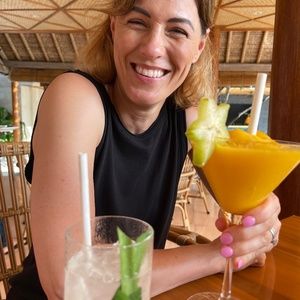 Meet your Posher, Louise